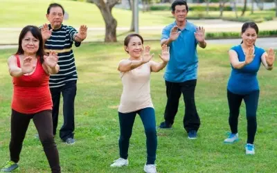 Làm thế nào để duy trì sức khỏe ở tuổi trung niên?