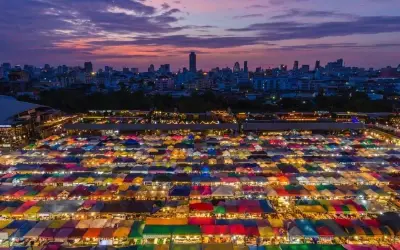 Khám phá vẻ đẹp sầm uất tại Chợ đêm Chatuchak Bangkok