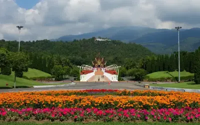 Công viên Hoàng gia Rajapruek có gì hấp dẫn du khách?