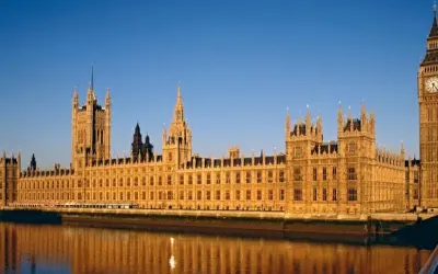 Vẻ đẹp lịch sử của Cung điện Westminster và Big Ben