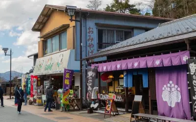 Du lịch Hakone tận hưởng thiên nhiên và văn hóa Nhật