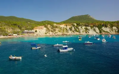 Khám phá văn hóa và ẩm thực độc đáo của Ibiza đầy màu sắc