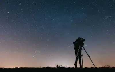 Làm thế nào để quan sát thiên thể xa bằng mắt thường?