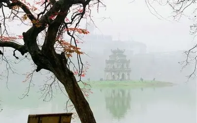 Mùa đông sương mù Hà Nội phủ kín từng con phố nhỏ