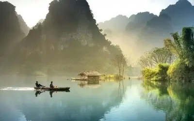 Mùa đông lạnh giá Ba Bể giữa sương mù huyền ảo