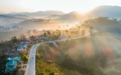 Mùa đông sương mù Yên Bái giăng kín khắp núi rừng