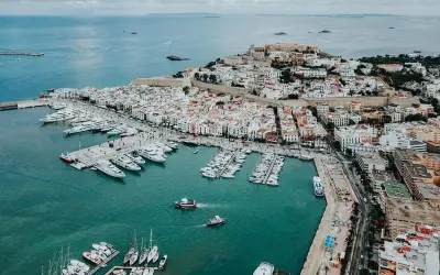 Mùa hè bãi biển Ibiza Tây Ban Nha thiên đường nghỉ dưỡng