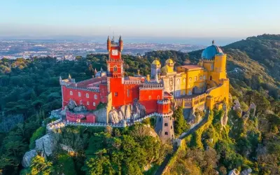 Mùa thu lá vàng Lisbon Bồ Đào Nha đẹp như tranh