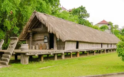 Ngắm nhìn ảnh Nhà sàn Ê Đê Gia Lai truyền tải nét cổ xưa