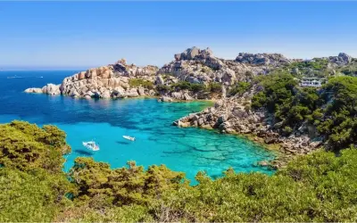 Khám phá vẻ đẹp thiên đường Địa Trung Hải tại Sardinia