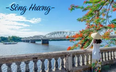 Sông Hương - Biểu tượng thơ mộng của xứ Huế mộng mơ