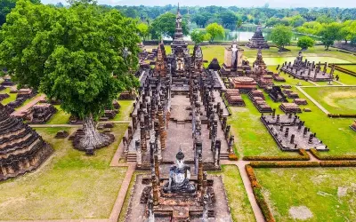 Khám phá vẻ đẹp cổ kính của cố đô Sukhothai Thái Lan