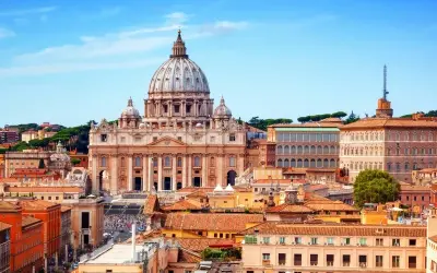 Khám phá nét đẹp cổ kính và linh thiêng của Vatican City