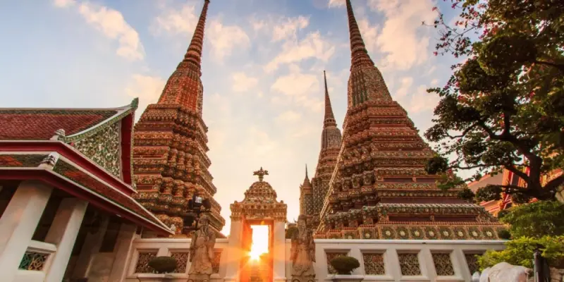 Chùa Wat Pho Bangkok – Ngôi chùa Phật nằm nổi tiếng Thái Lan