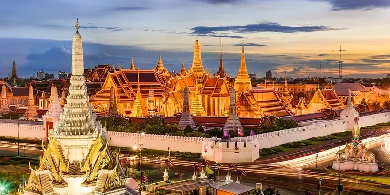 Khám phá vẻ đẹp Cung điện Hoàng gia - Bangkok đầy cổ kính