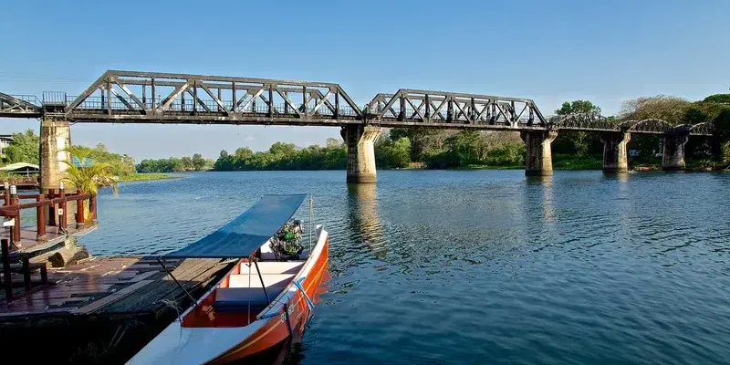 Cầu sông Kwai - Điểm đến lịch sử nổi bật tại Kanchanaburi