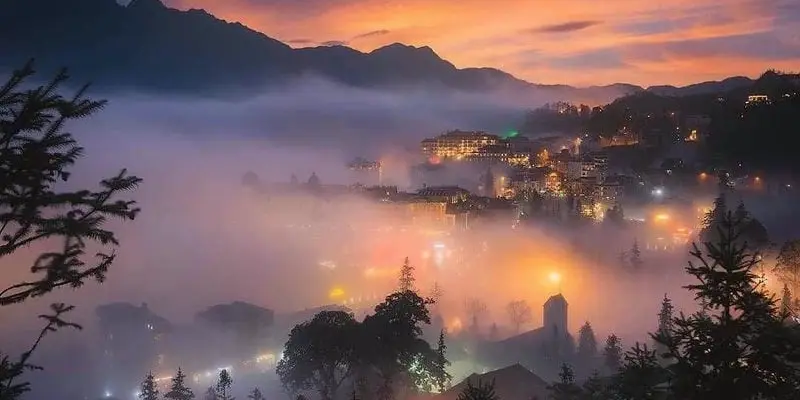 Mùa đông sương mù Sapa mờ ảo giữa núi rừng Tây Bắc