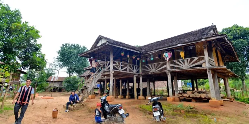 Chiêm ngưỡng những ảnh Nhà sàn Ba Na Đà Lạt đầy thơ mộng