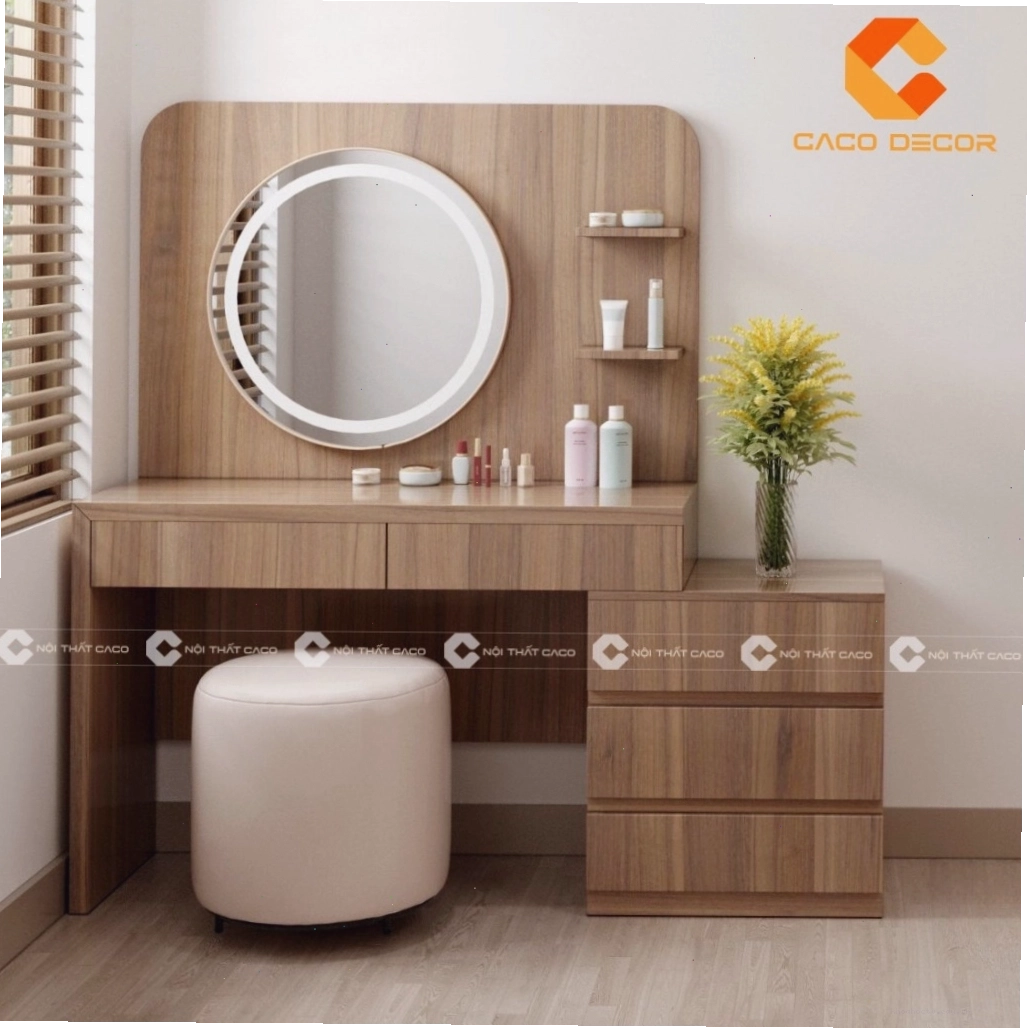 Bàn trang điểm đẹp phong cách tân cổ điển với họa tiết hoa văn tinh tế và gam màu trắng kem
