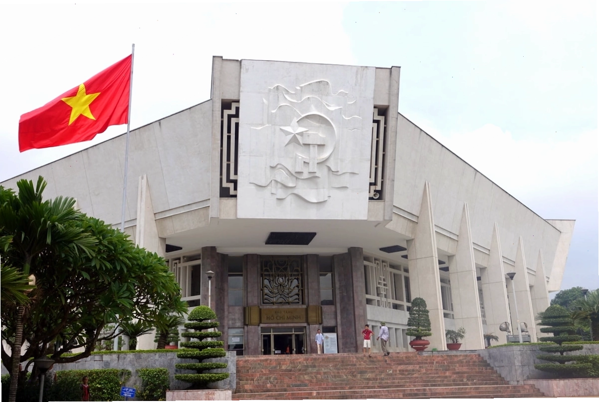 Bảo tàng Hồ Chí Minh Hà Nội