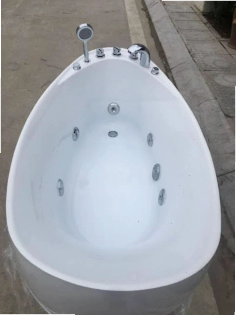 Bồn tắm sục massage hình oval mang đến vẻ đẹp sang trọng và thư thái