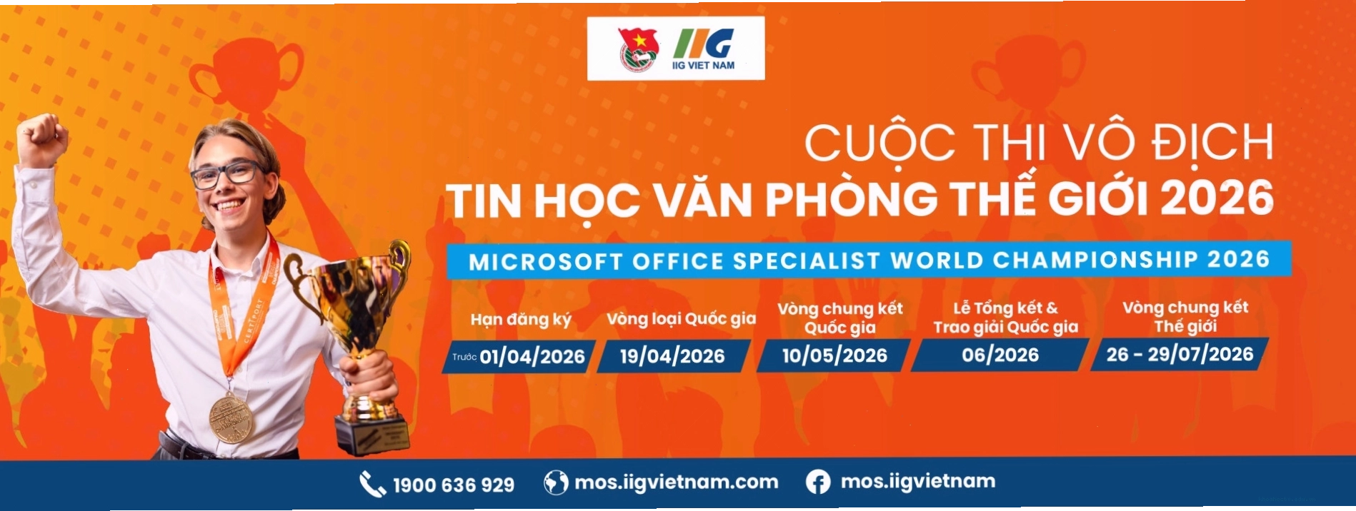 Bức ảnh nghệ thuật về bầu trời đêm với nhiều sao băng