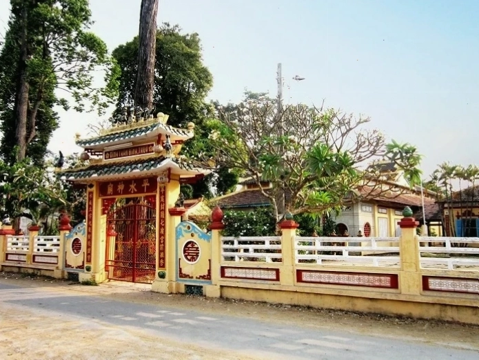 Các bao lam chạm trổ hình ảnh Rồng tinh xảo