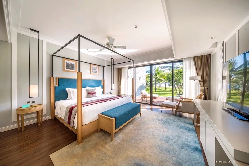 Cận cảnh mặt tiền ngôi chùa nhỏ bên trong Chùa Cầu Hội An