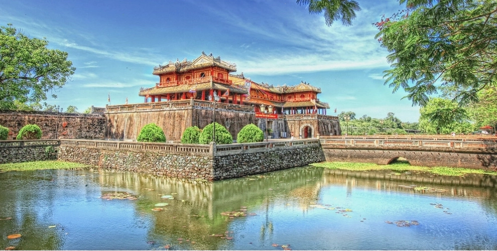 Cảnh quan lịch sử tại Việt Nam