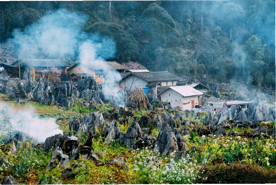 Cảnh quan thiên nhiên hùng vĩ tại Ninh Bình