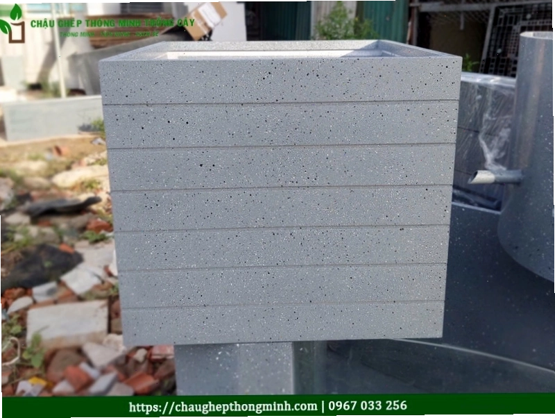Chậu composite với kích thước lớn cho không gian công cộng