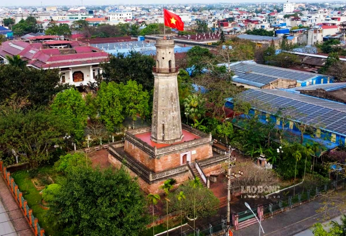 Cột cờ Nam Định, một trong những kỳ đài cổ xưa nhất Việt Nam