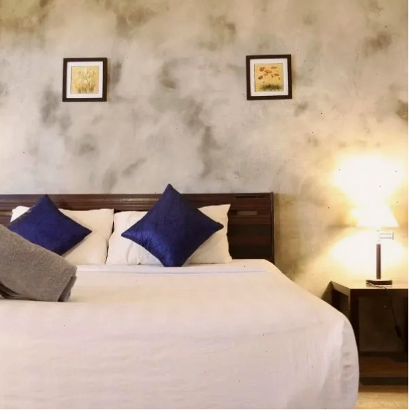 Crescent Bay Resort, một trong những khách sạn nổi bật tại Koh Samet với vị trí đẹp