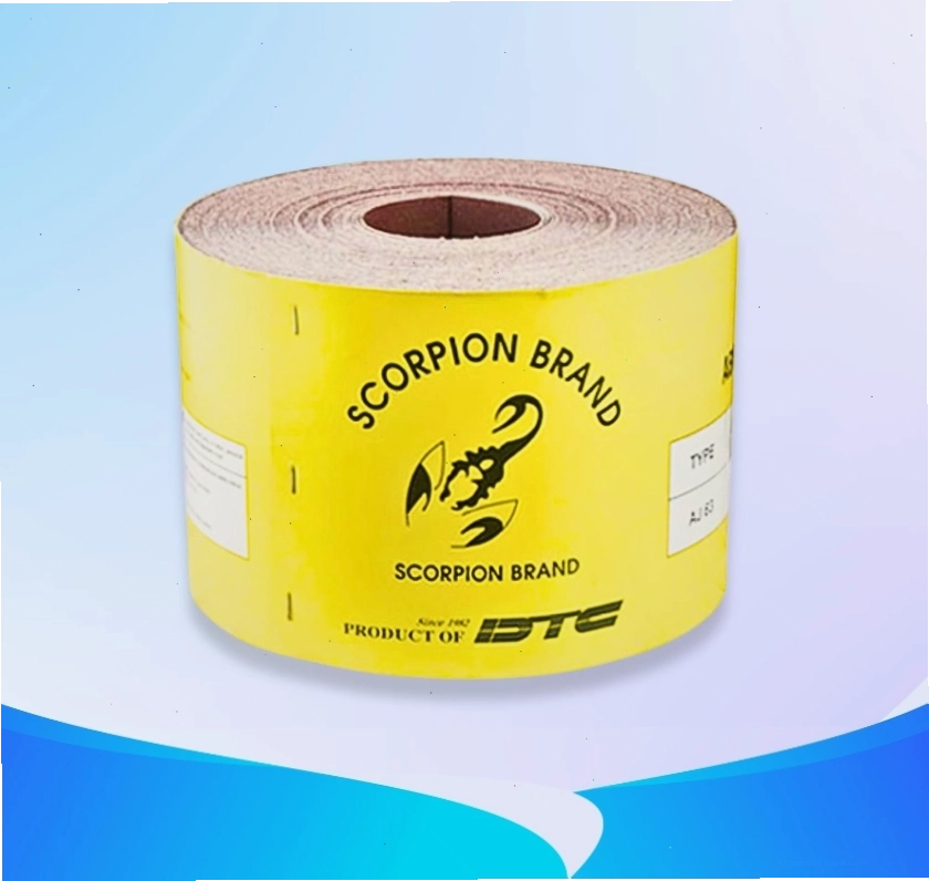 Cửa gỗ sau khi được sơn màu mới