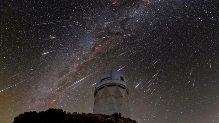 Cường độ sáng của sao băng Geminids
