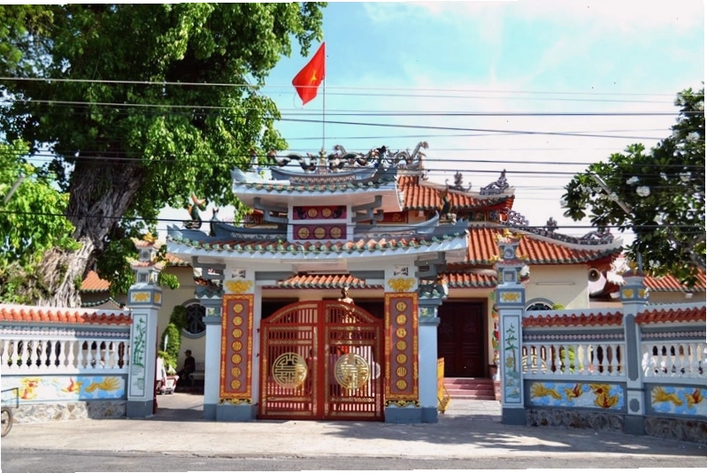 Đền thờ Nguyễn Trung Trực uy nghiêm