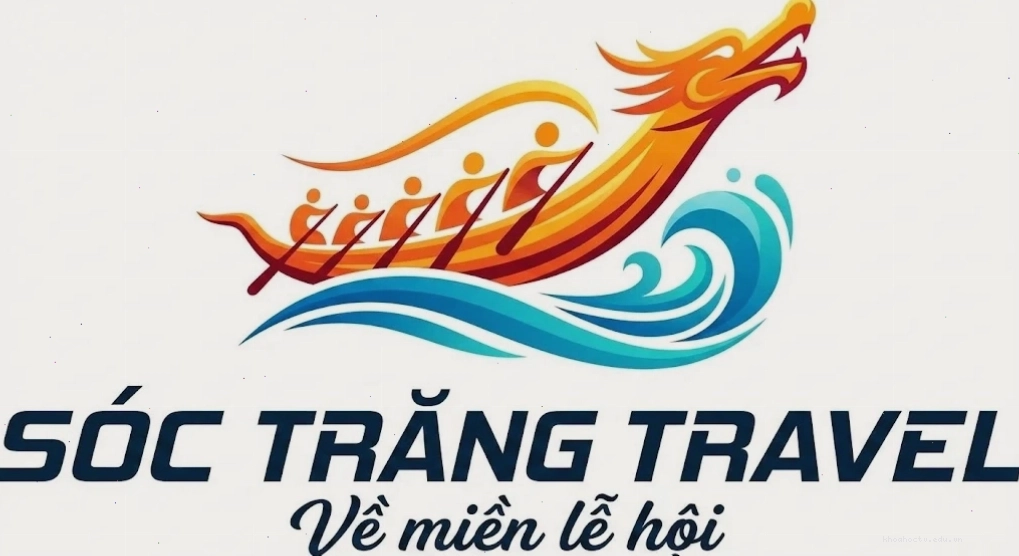 Du khách chèo thuyền kayak khám phá Vịnh Hạ Long