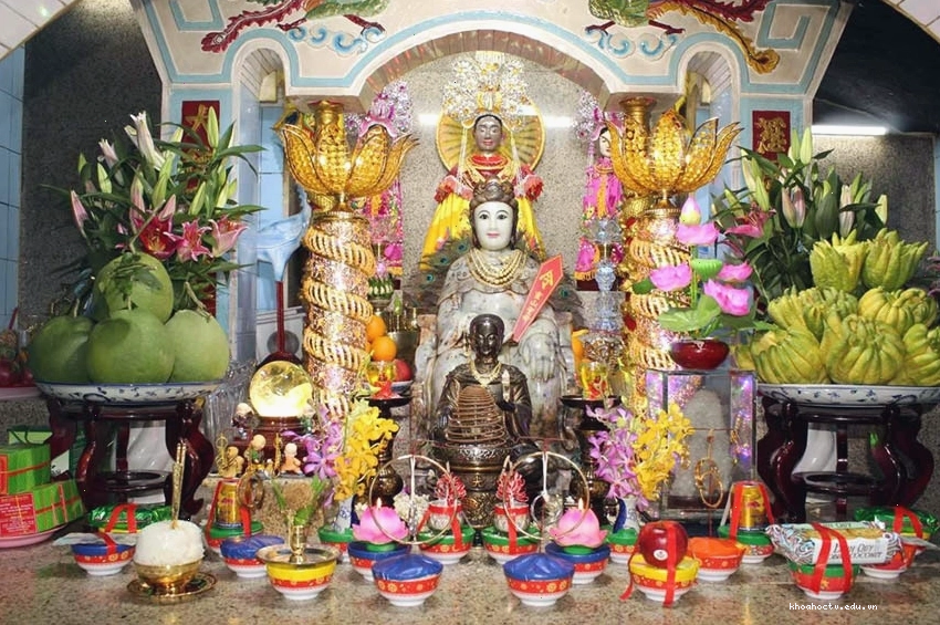 Gian thờ Cậu Bảy tại núi Cậu Tây Ninh