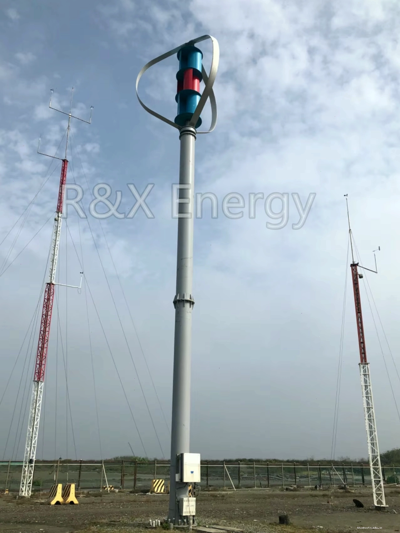 Hệ thống tuabin gió trục đứng nhỏ gọn