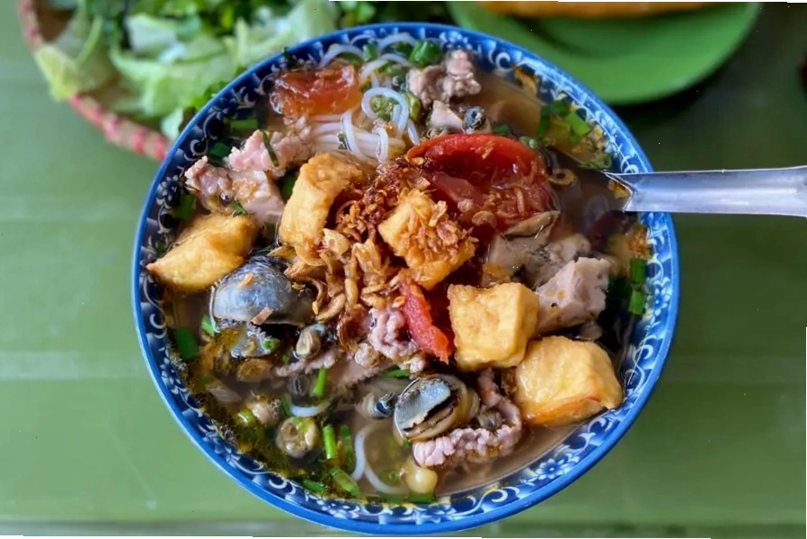 Hương vị bún ốc Hà Nội đậm đà