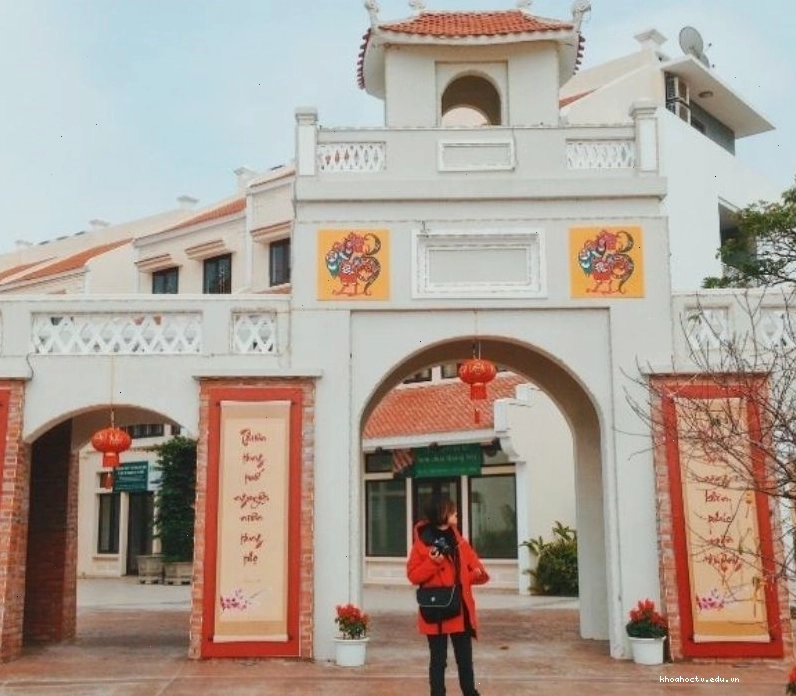 Không khí sôi động tại các sự kiện diễn ra ở phố cổ Hạ Long