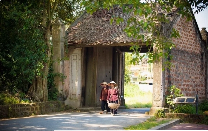 Khung cảnh bình yên tại làng cổ Đường Lâm
