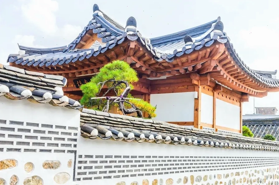 Khung cảnh yên bình tại làng cổ Bukchon Hanok Seoul