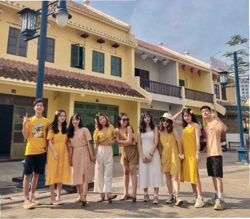 Kiến trúc nhà cổ ấn tượng tại phố cổ Hạ Long
