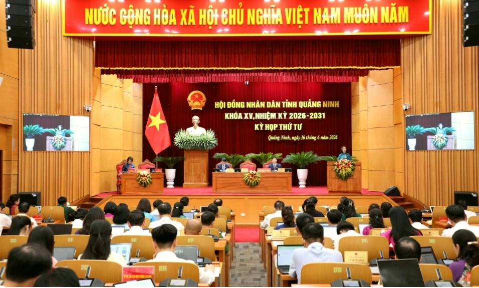 Kỳ họp của Hội đồng nhân dân tỉnh Quảng Ninh