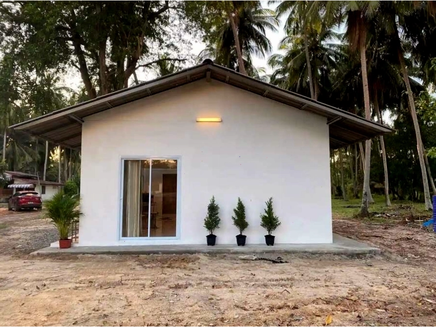 Mặt tiền mẫu nhà cấp 4 40m2 thiết kế hiện đại, mái tôn tối màu