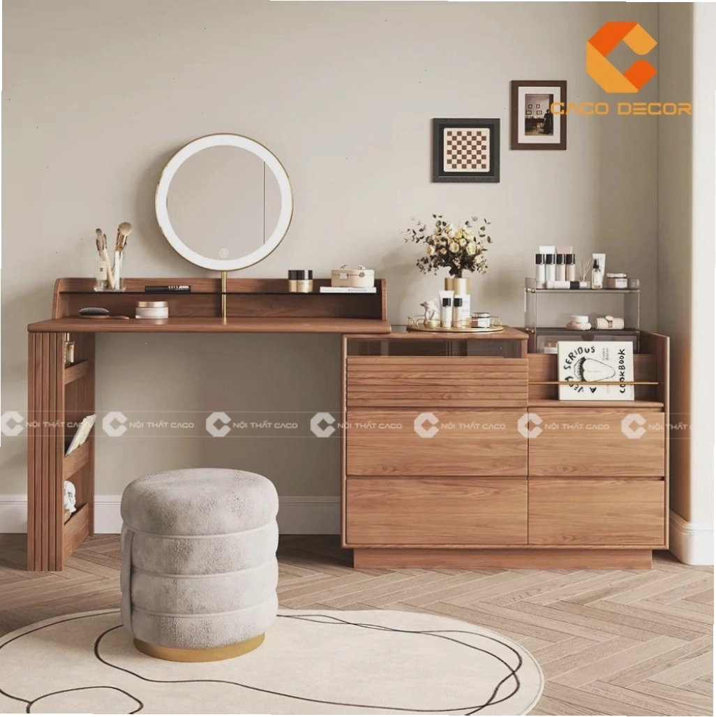 Mẫu bàn trang điểm đẹp hiện đại với mặt bàn bằng đá trắng và chân kim loại mạ vàng