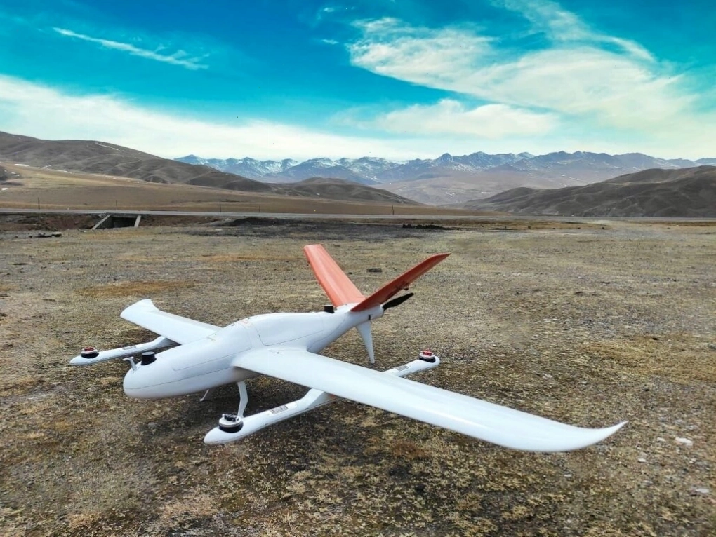 Máy bay không người lái cánh cố định (Fixed-Wing Drone)