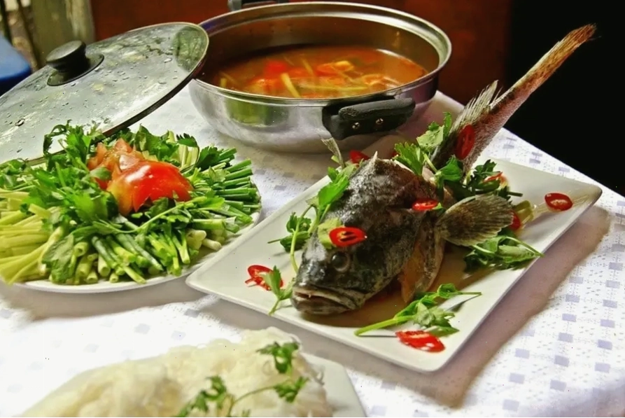 Món lẩu cá mú tươi ngon