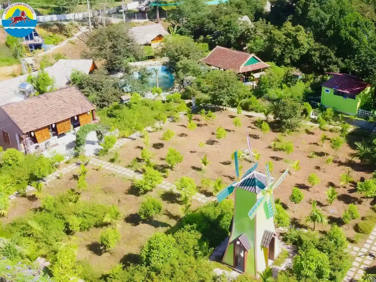 Ngôi nhà sàn nơi Chủ tịch Hồ Chí Minh sinh ra tại Làng Sen, Nam Đàn